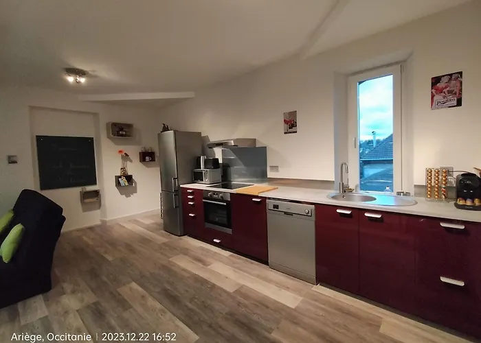 L'ecole Buissonniere * Laroque-dʼOlmes