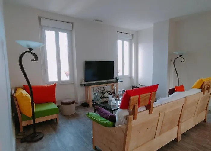 L'ecole Buissonniere * Laroque-dʼOlmes