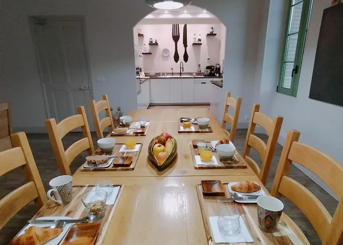 L'ecole Buissonniere Laroque-dʼOlmes