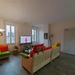 L'ecole Buissonniere Laroque-dʼOlmes