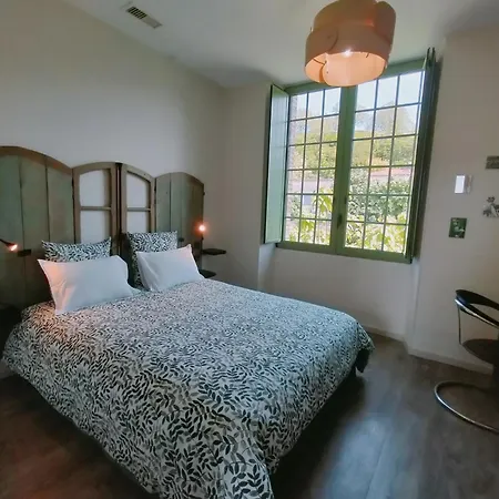 L'ecole Buissonniere Apartment Laroque-d'Olmes