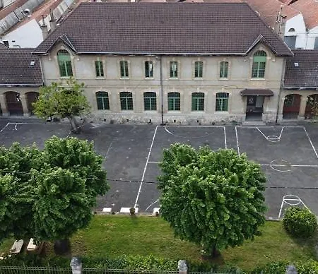 L'ecole Buissonniere