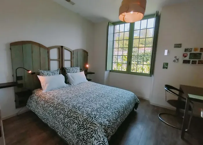 L'école Buissonnière Appartement Laroque-dʼOlmes