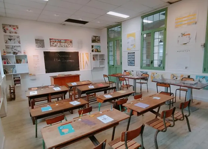 L'école Buissonnière * Laroque-dʼOlmes